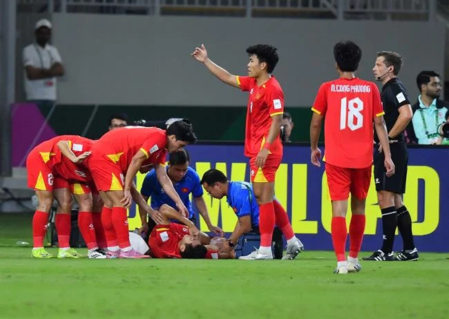 Đội ngũ hỗ trợ khách hàng chuyên nghiệp của acb888 chính thức